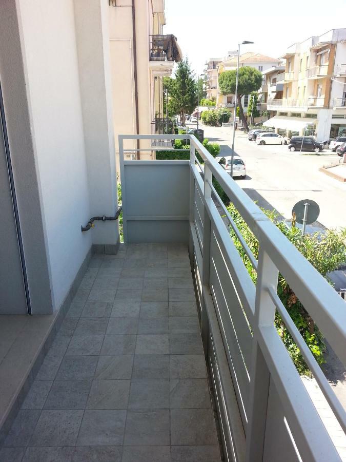 Nuovo Bilocale In Via Lagomaggio, 31 Rimini Bagian luar foto