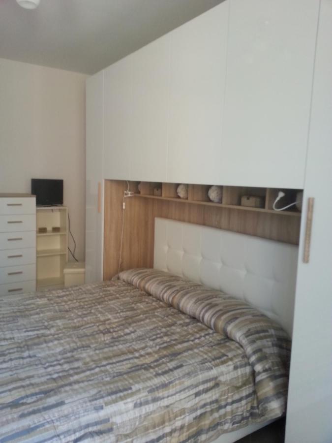 Nuovo Bilocale In Via Lagomaggio, 31 Rimini Bagian luar foto